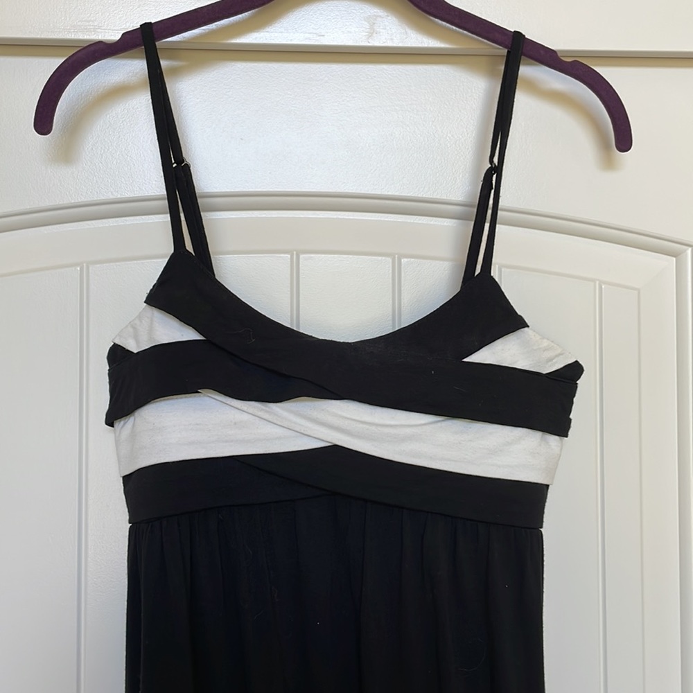 Donna Ricco Black & White Maxi Dress - Size Small